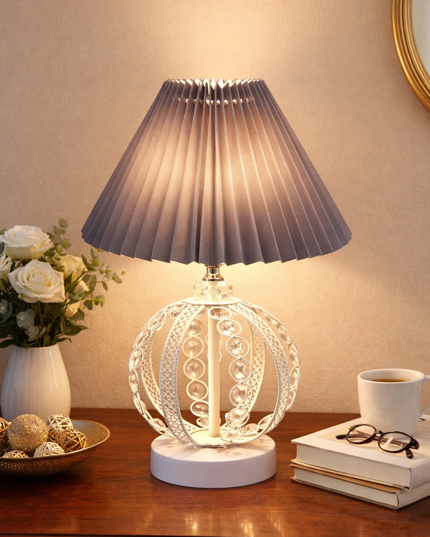 Bedroom lamps